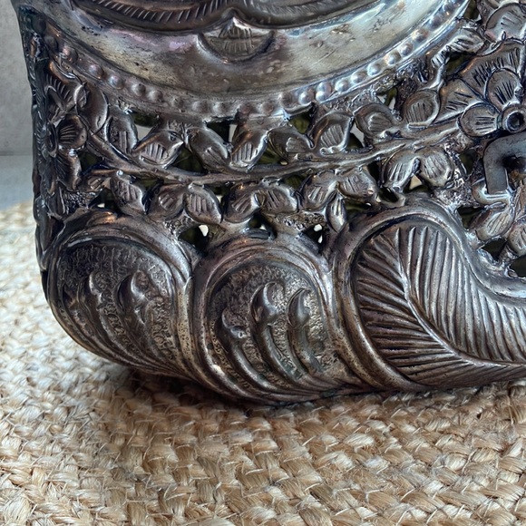 Vintage Raymor Metal Art Cat Sculpture w/ Latched Door Opening - Picture 4 of 16